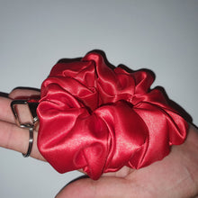 Load image into Gallery viewer, Satin Red Key Scrunchie Comfie
